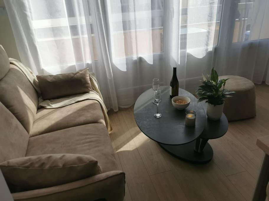 Apartament Le Stoubenn, Raffine Et Chaleureux Concarneau Zewnętrze zdjęcie