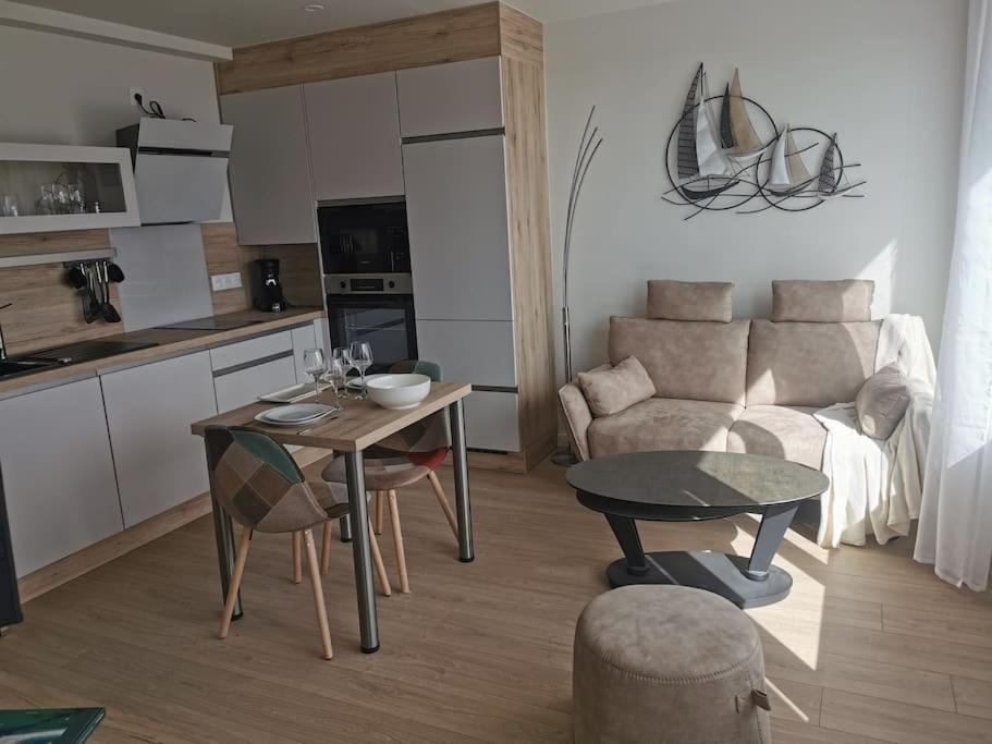 Apartament Le Stoubenn, Raffine Et Chaleureux Concarneau Zewnętrze zdjęcie
